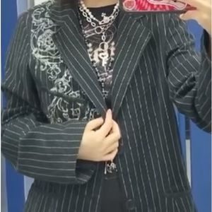 ISO/in search of this tuxedo PLEASE DM ME IF YOU HAVE IT!!🙏🏼